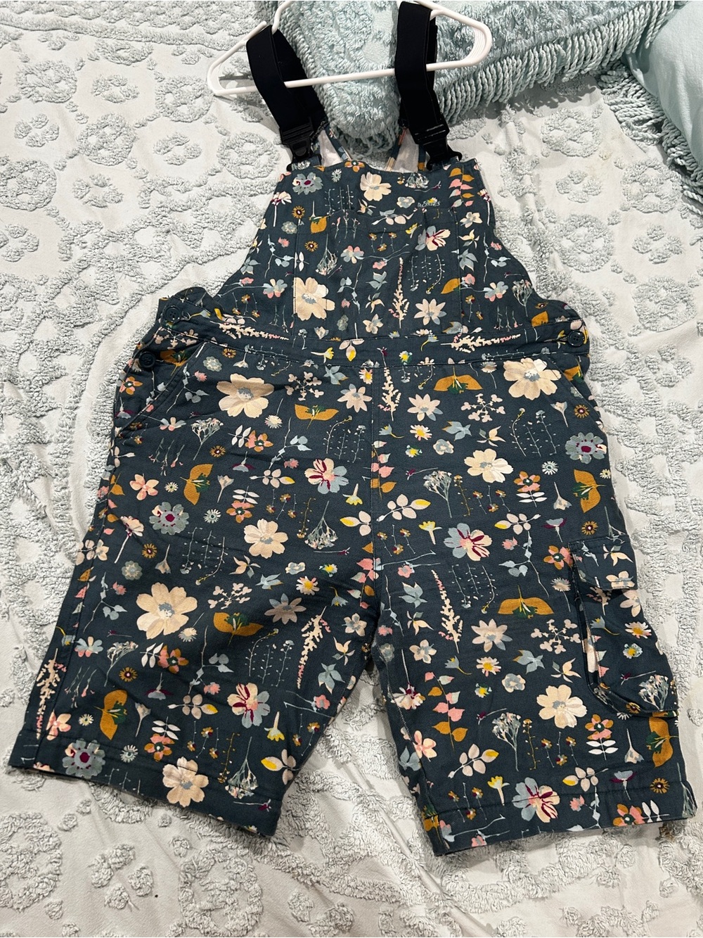 Rosie's Floral Print Bib Overalls - Shorts Conversion - Picture 8 of 10